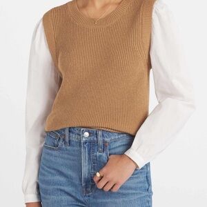 Twofer sweater vest with white puff sleeves in camel les serein size medium NWOT